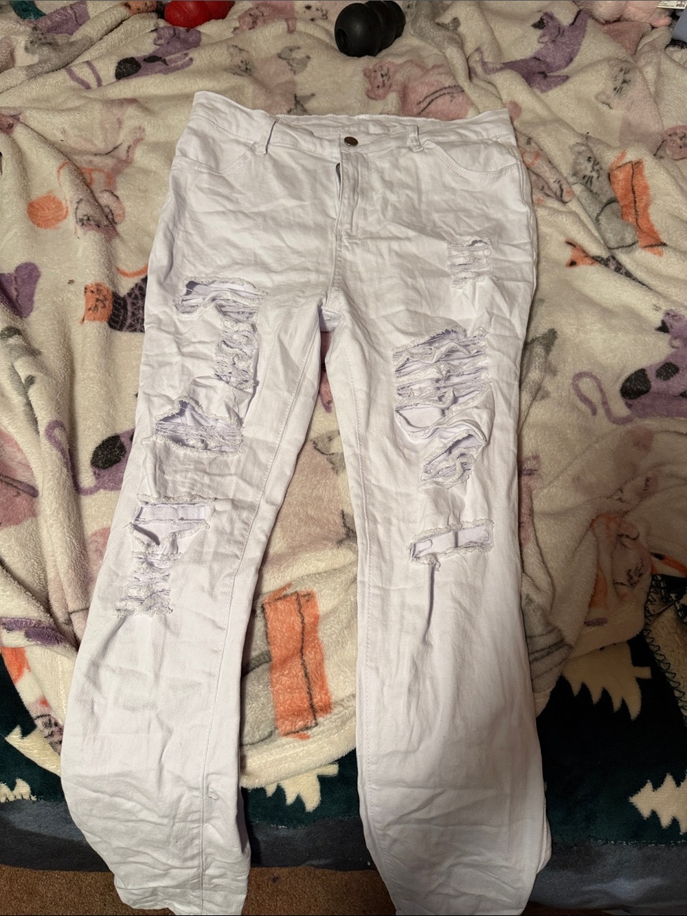 White Distressed Ripped Jeans
